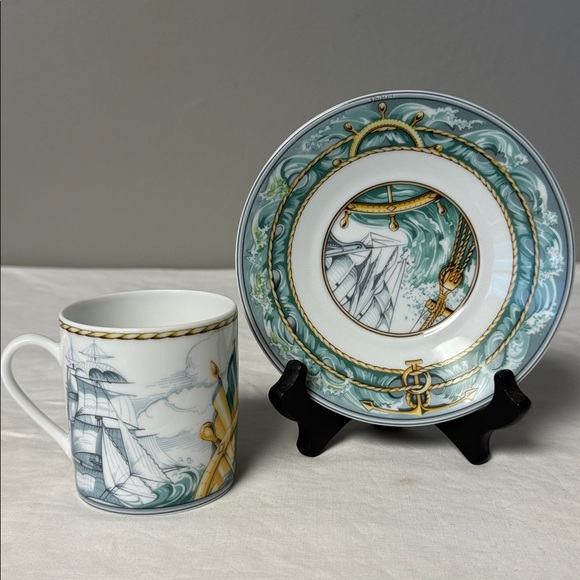 Hermès Patchwork Tasse Flamme Teacup + Soucoupe Bourrasque Saucer EUC w/ Box - Picture 2 of 8